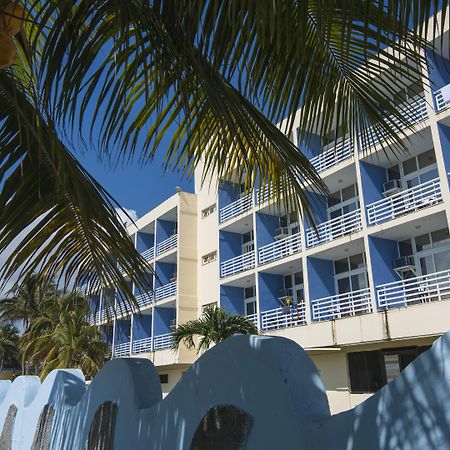 Atlantico Hotel Havana Exterior photo